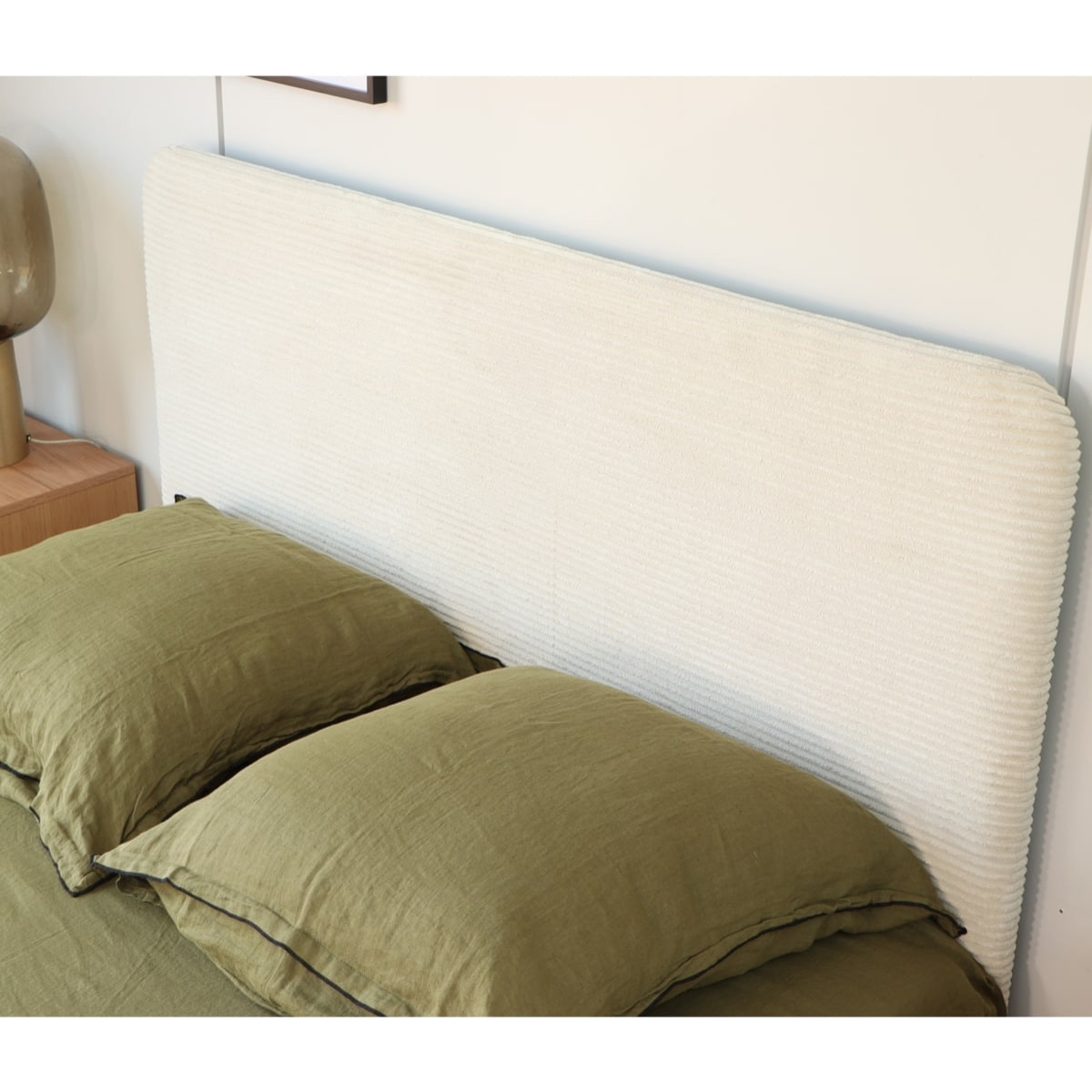 Lit adulte en velours côtelé avec tête de lit - ENZO
