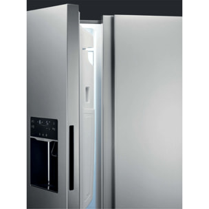 Electrolux Frigorífico americano de libre instalación Serie 800 Inox de 177,5 cm EAI6HD57U0 | Reacondicionado