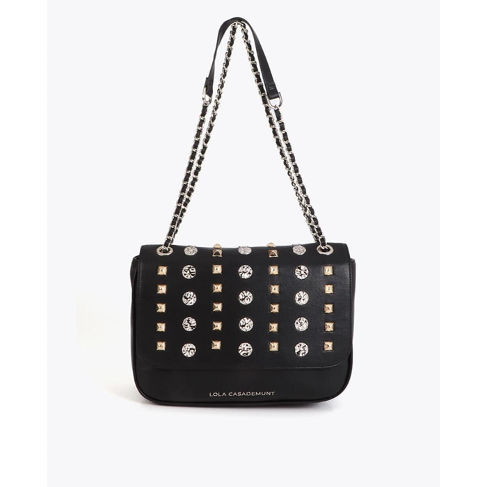 Borsa a tracolla con patta e borchie oro e argento