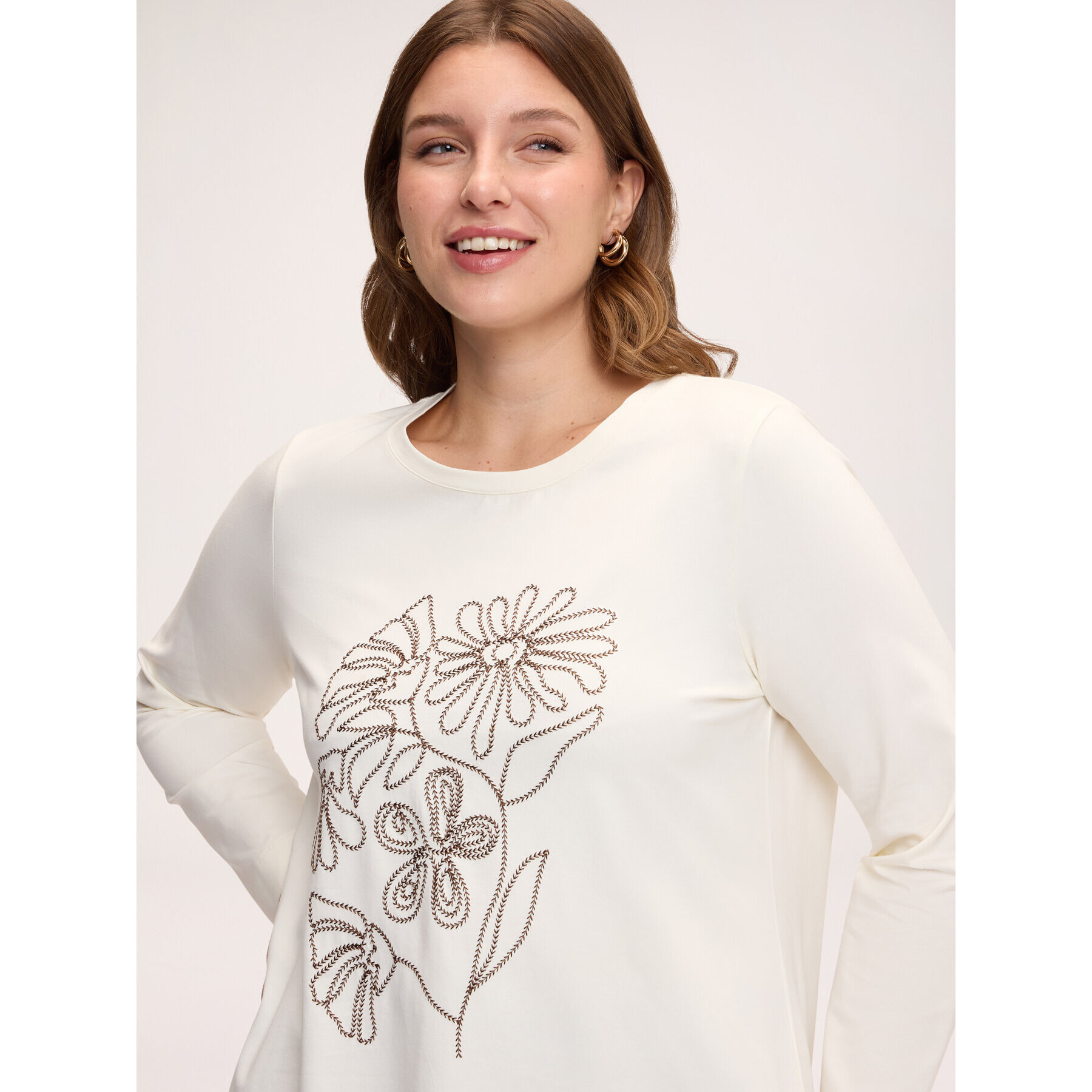 Fiorella Rubino - T-shirt in cotone con ricamo floreale - Bianco