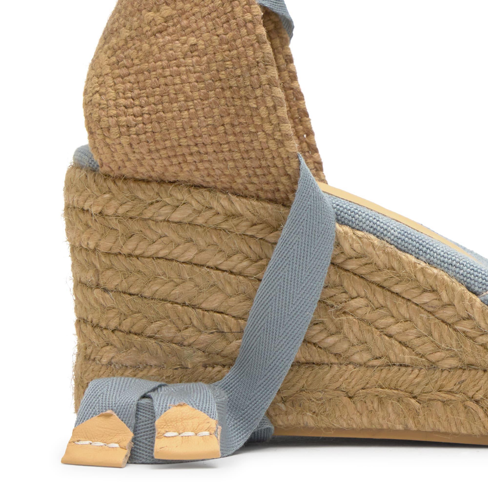 Alpargata chiara cuña 7 cm en algodón orgánico con cintas