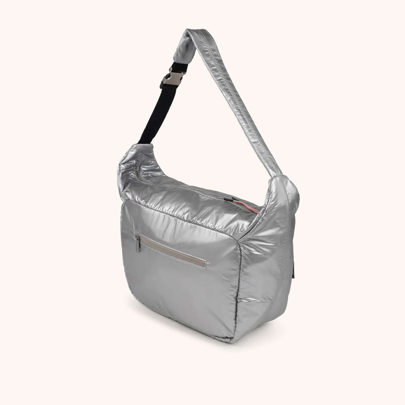Bolso Hobo Minimalista en Poliamida Reciclada DEEP RECYCLED HOBO PLATA