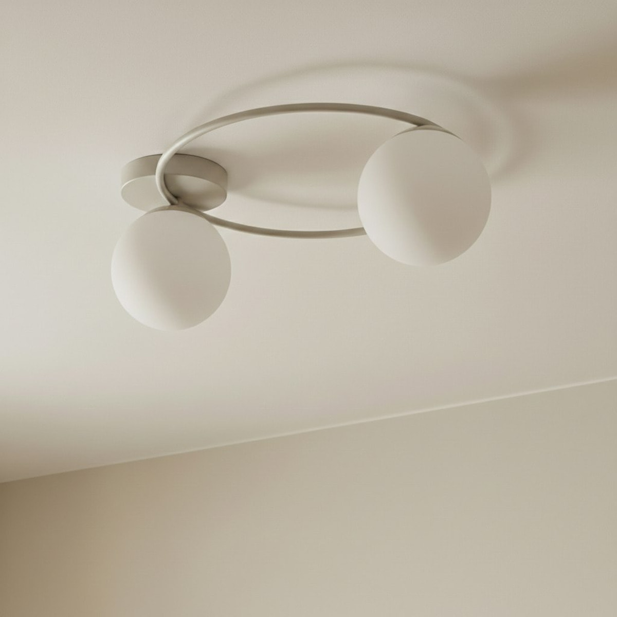 Lampada a sospensione SOPRA in acciaio beige e vetro opale