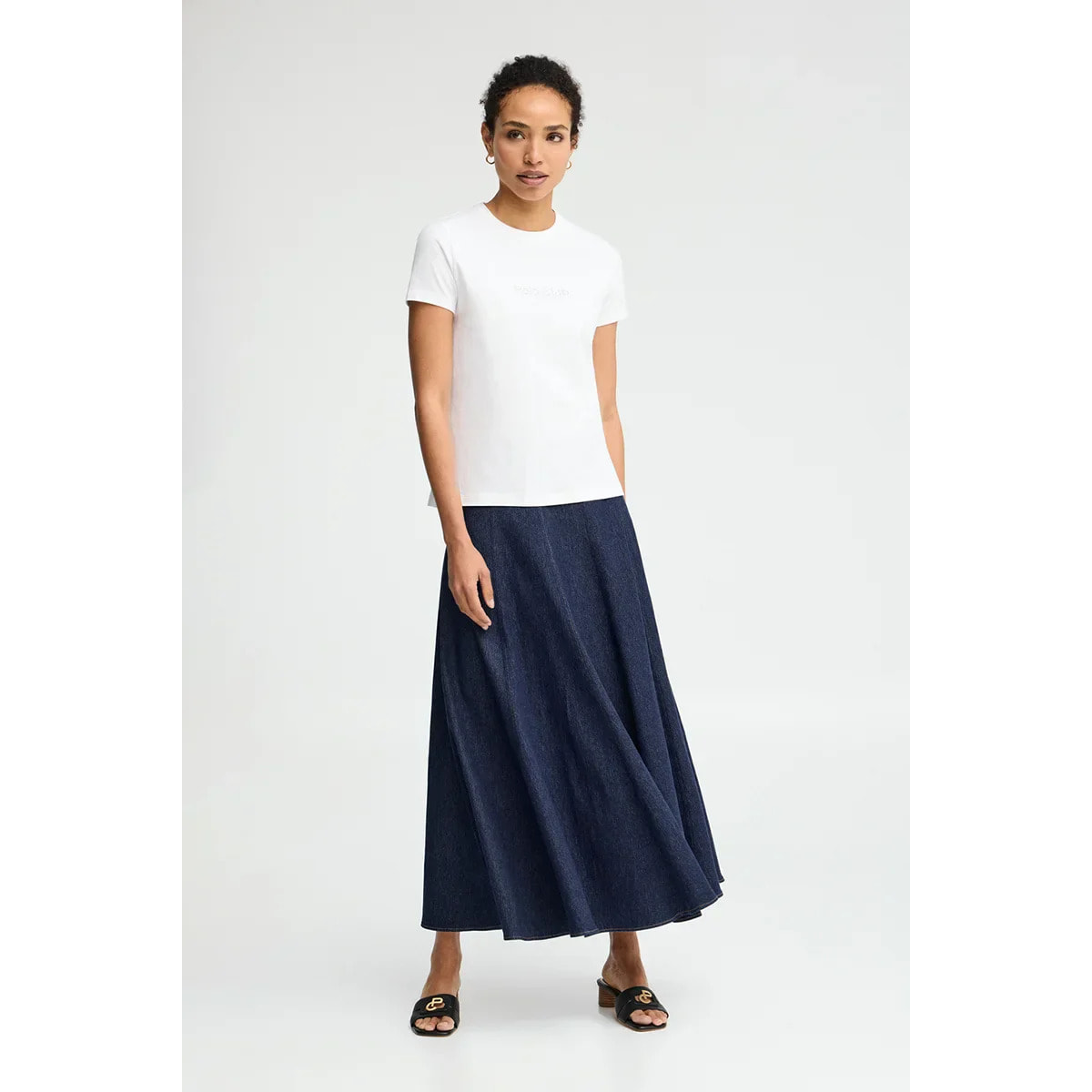 Camiseta blanca de manga corta y corte recto con brillantes Polo Club