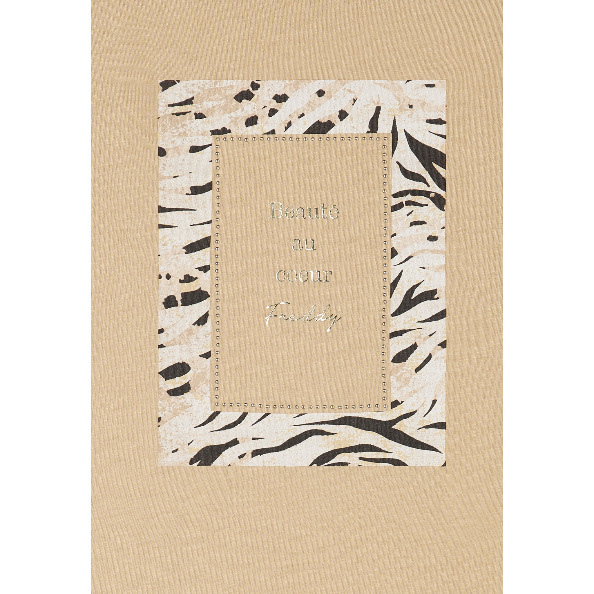 T-shirt regular fit con grafica e borchie dorate