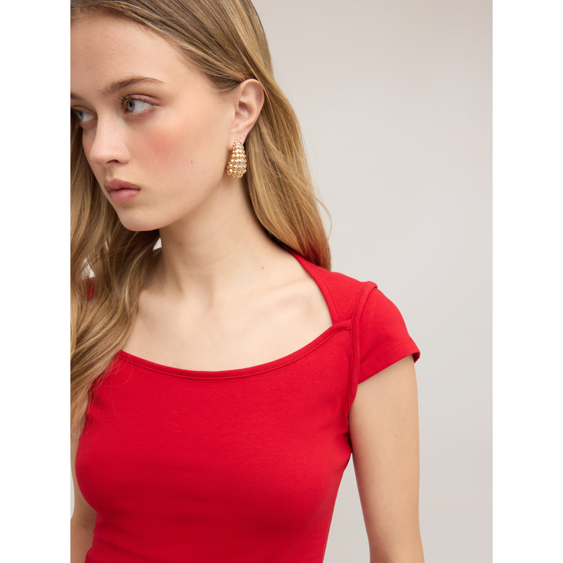 Motivi - T-shirt con scollo a barchetta - Rosso