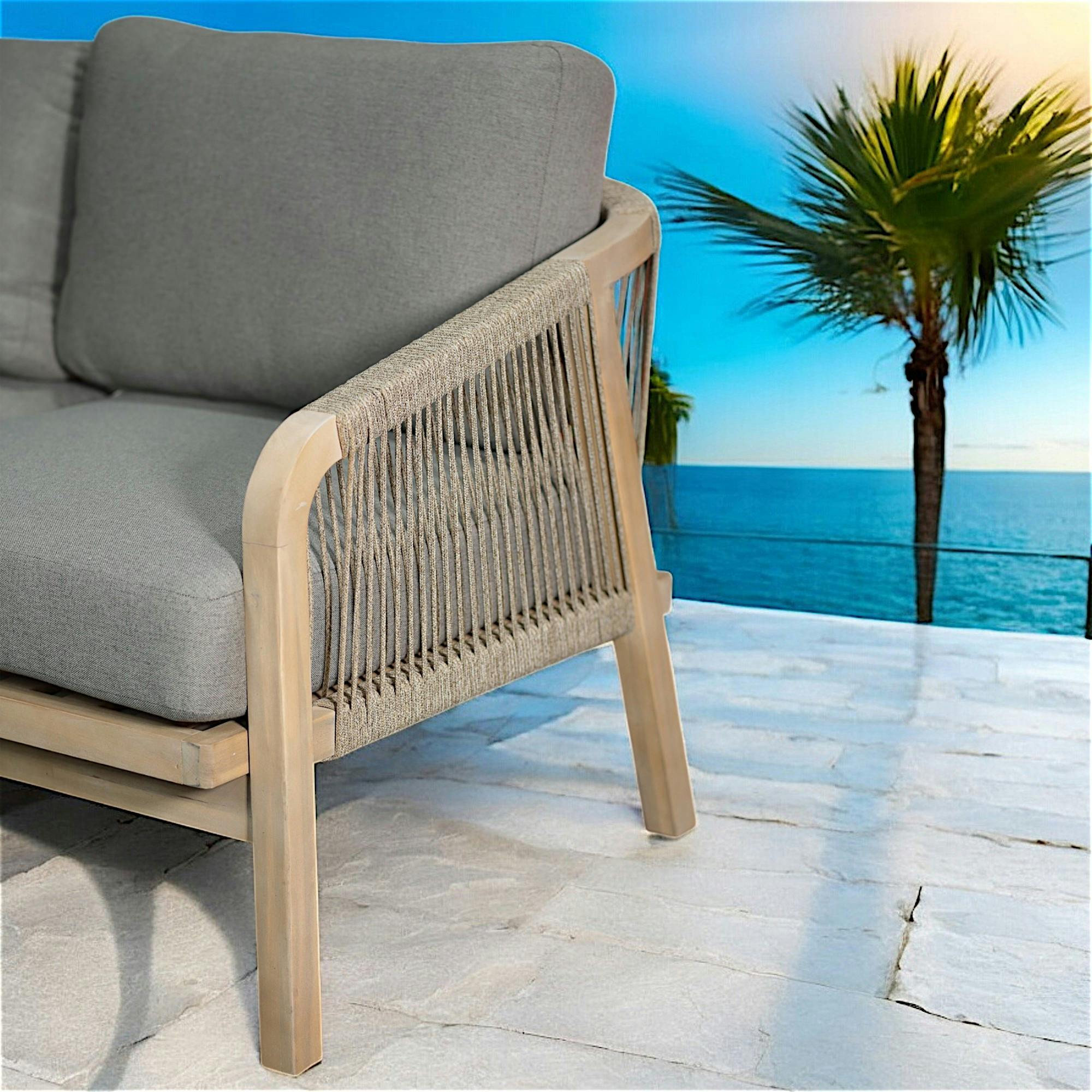 Salon de jardin en bois d'acacia (1 canapé - 2 fauteuils - 1 table basse) IBIZA
