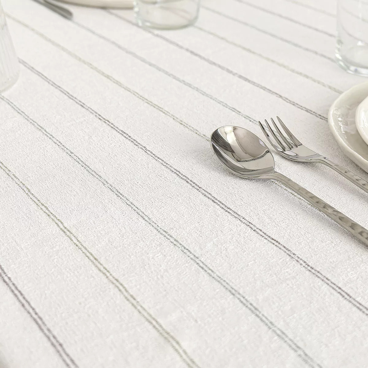 Nappe pur coton lavé motif jacquard blanc vert Rimini verde