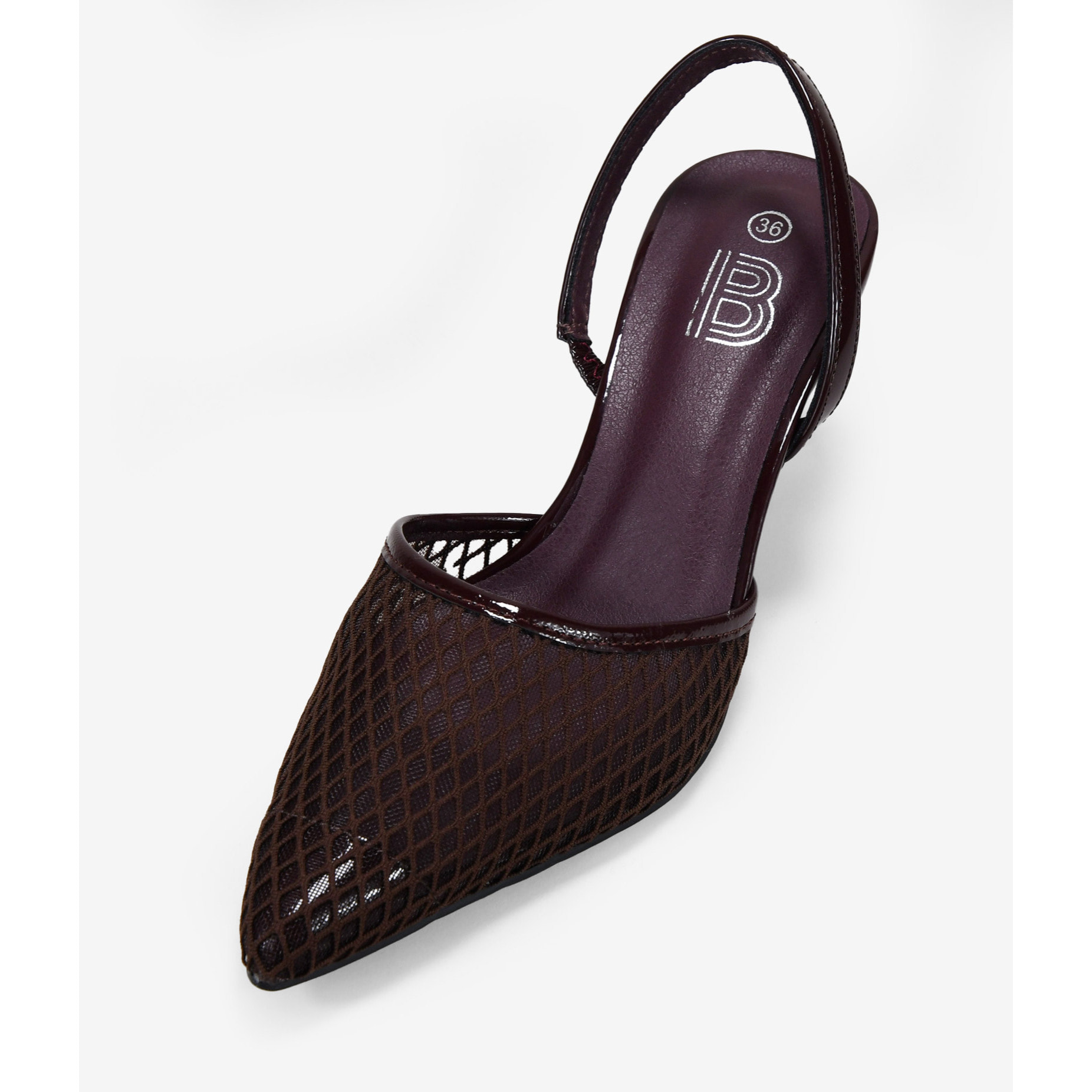 Zapatos de tacón marrones destalonados de malla