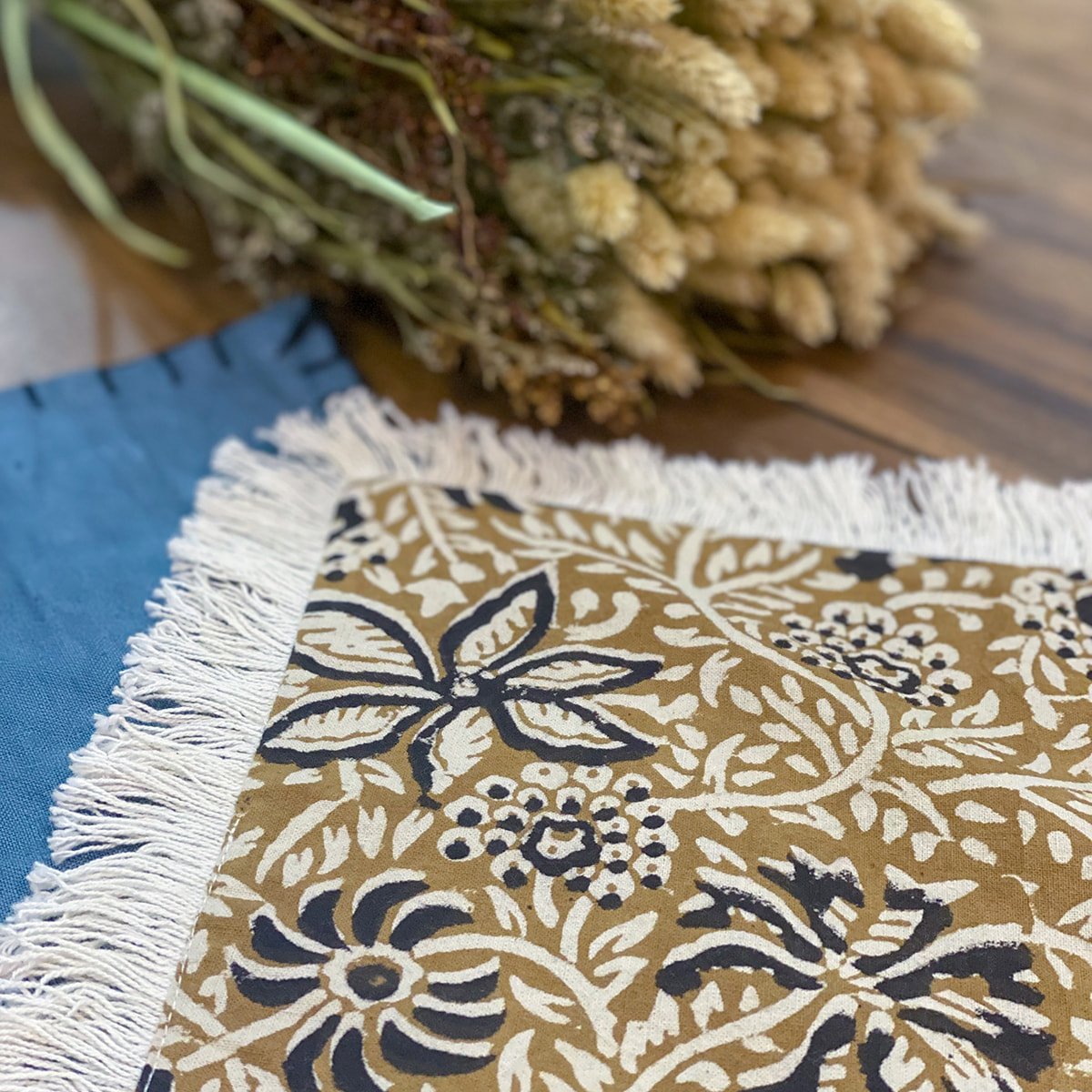 Lot de 4 sets de table en coton camel avec franges BARI