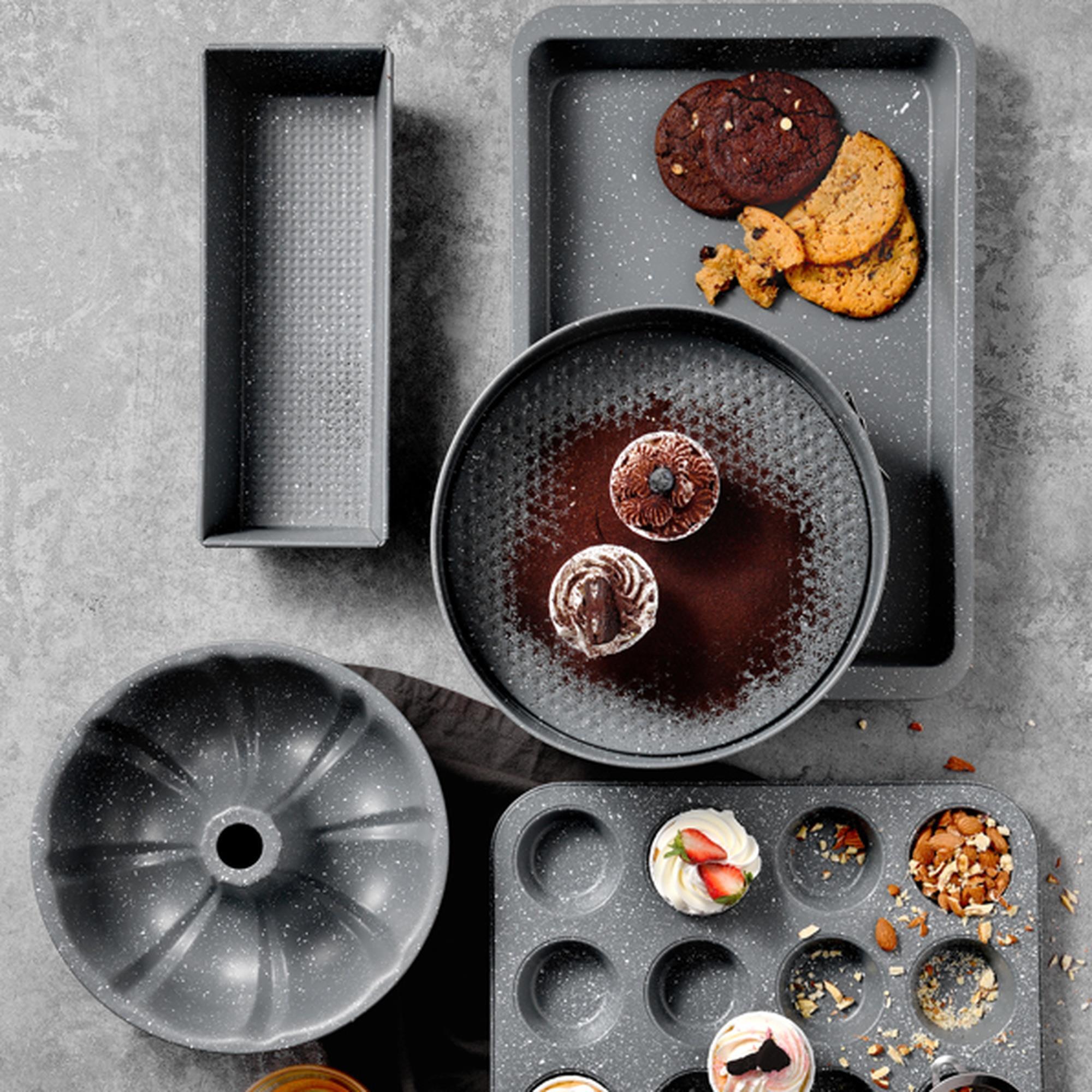 Molde de horno Bundform ORION 24x8cm en Acero al carbono Bergner