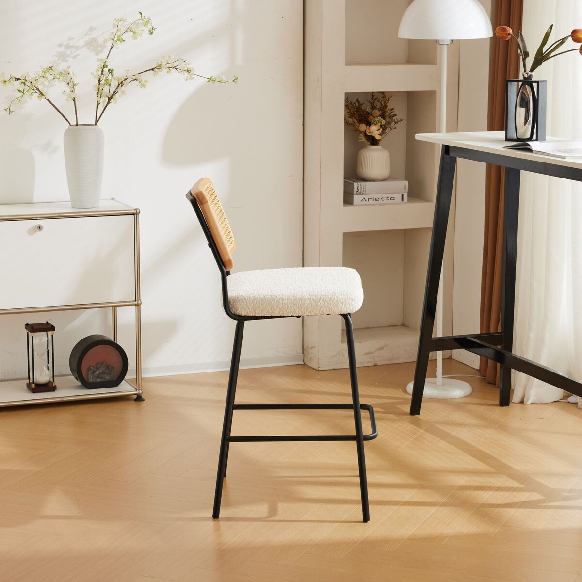 Lot de 2 chaises de bar en cannage et tissu bouclé, piètement noir - MUSE