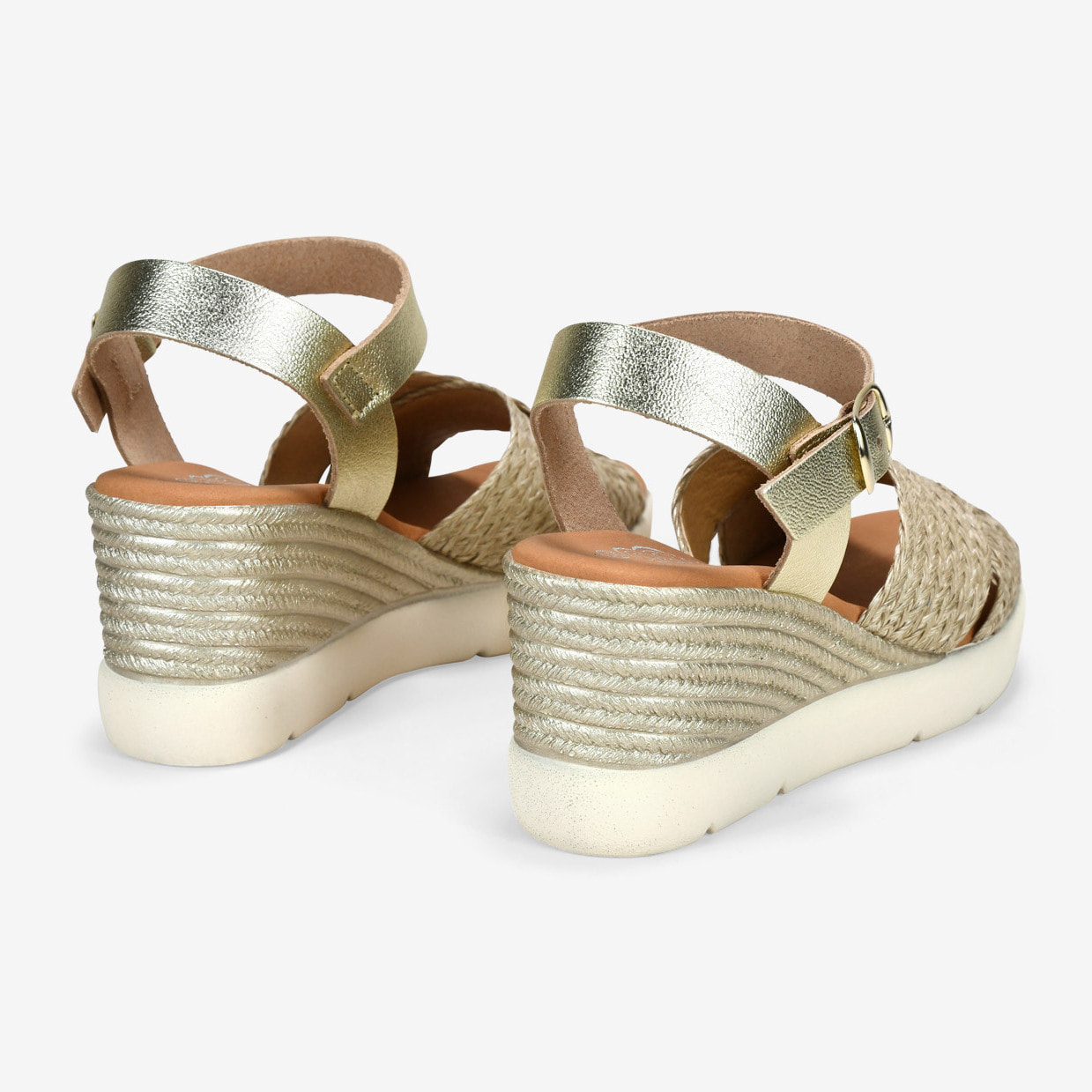 Sandalias de cuña doradas en piel con esparto