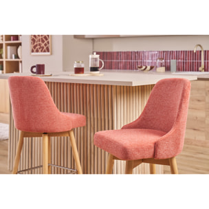 Tabourets de bar scandinaves pivotants 360° en tissu effet velours texturé terracotta et bois hêtre massif H65 cm (lot de 2) HASTA