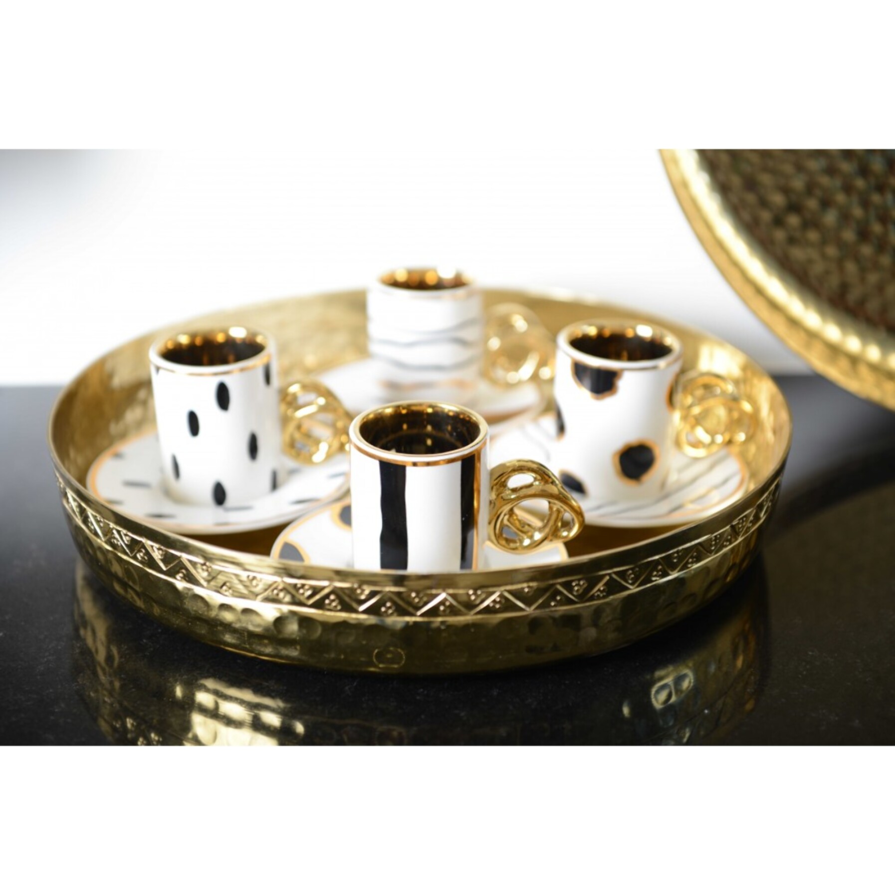 Plateau rond doré 30.5cm