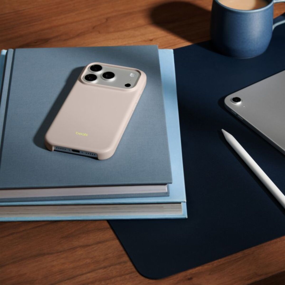 Coque BEATS iPhone 17 Pro Magsafe Gris gypse