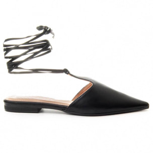 Bailarina De Mujer Cómoda Y Elegante