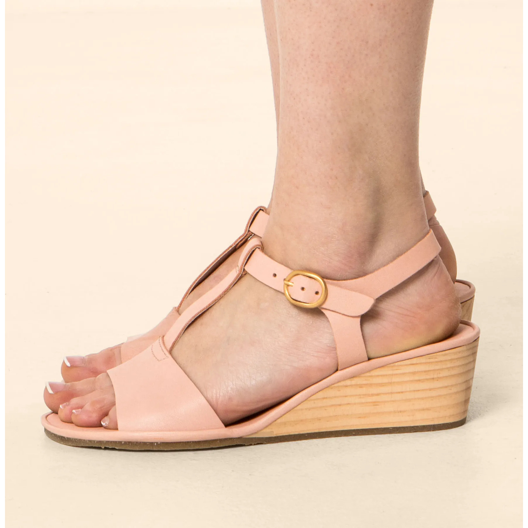 Sandalias con tacón N853 SOFT NAPPA SALMON/ GAIA color Salmon