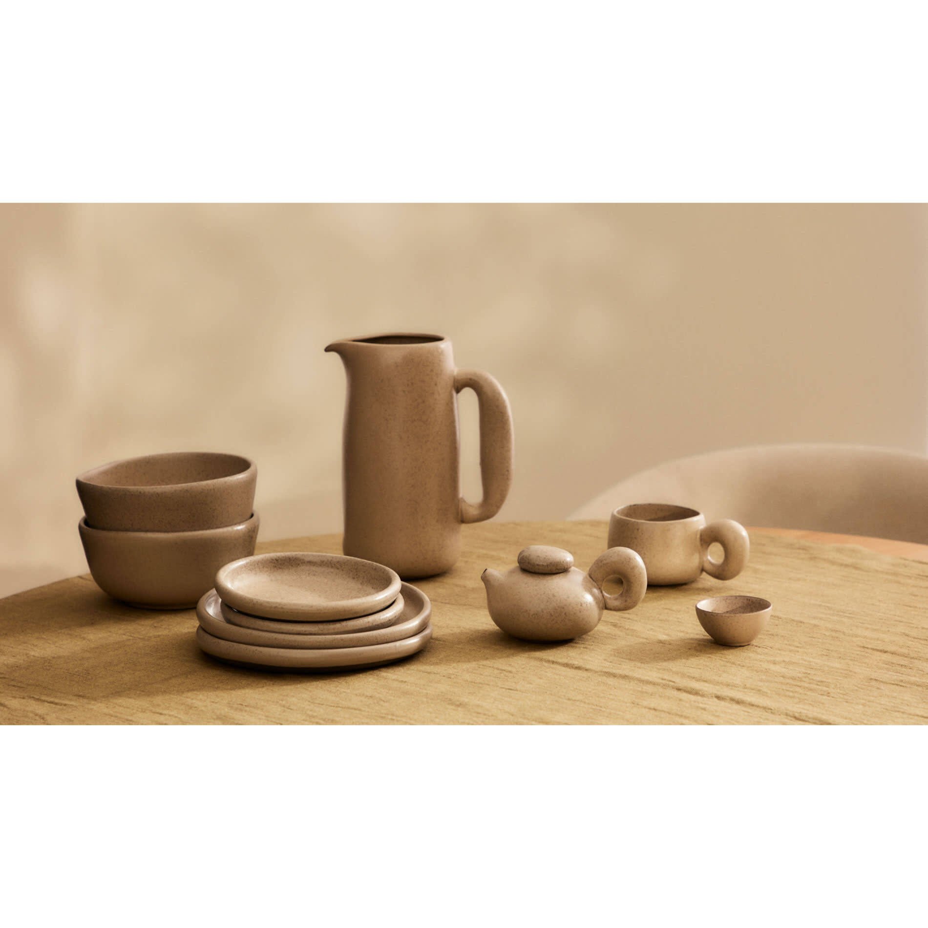 Set para el té Tersilia de cerámica marrón