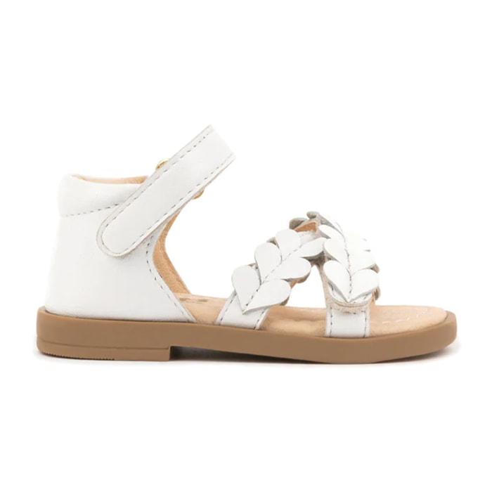 Sandalias De Bebé En Blanco