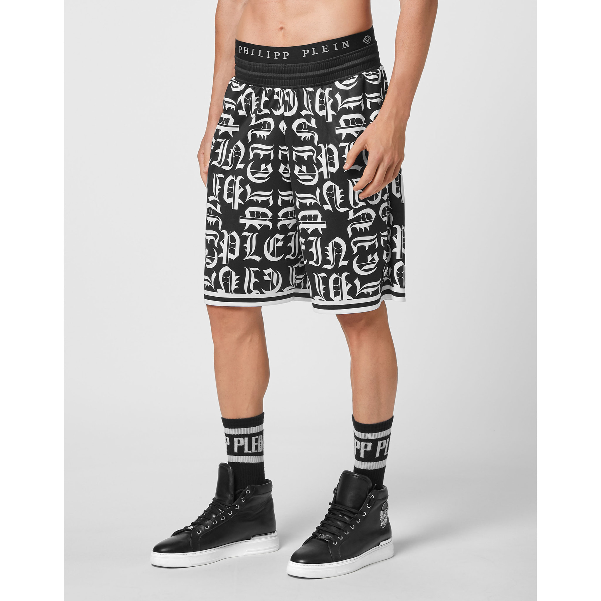 PHILIPP PLEIN Basket Jogging Shorts Gothic Plein