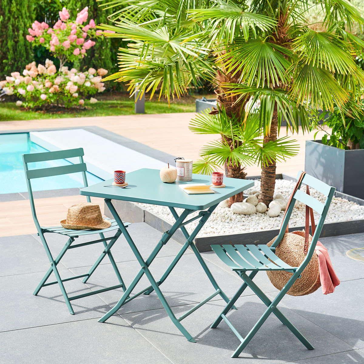 Table de jardin pliante carrée Greensboro Vert jade