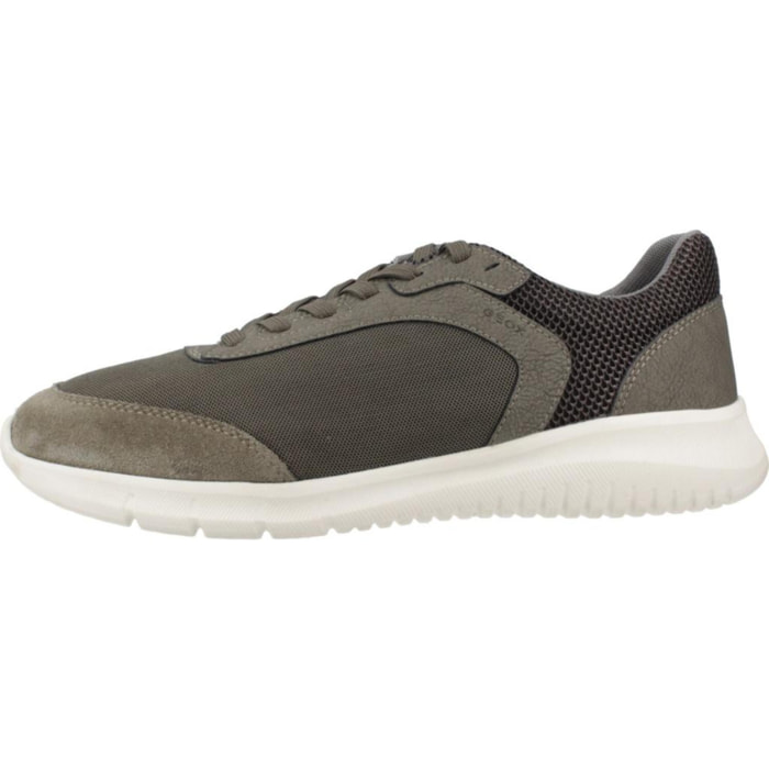 Sneakers de  Hombre de la marca GEOX  modelo U MONREALE VERDE