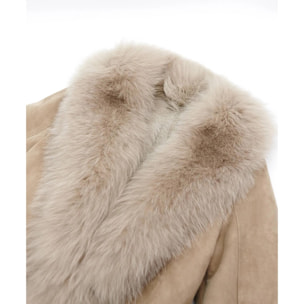 Cappotto in montone scamosciato beige con collo in volpe