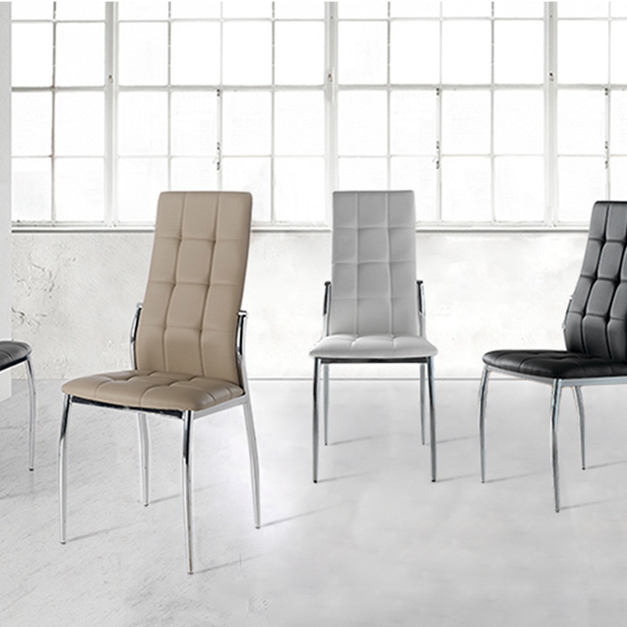 Set de 4 sillas – Polipiel y metal cromado
