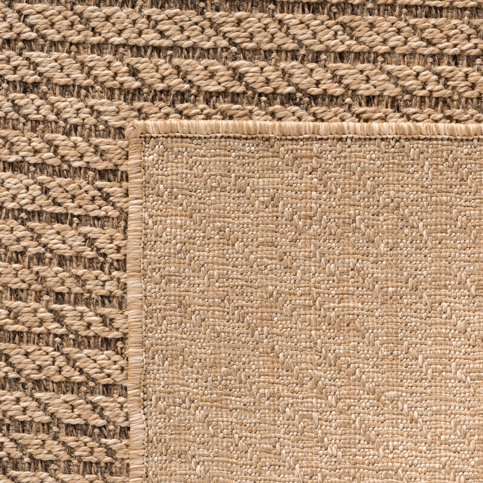 LINORA - Tapis intérieur/extérieur beige effet jute à motif graphique