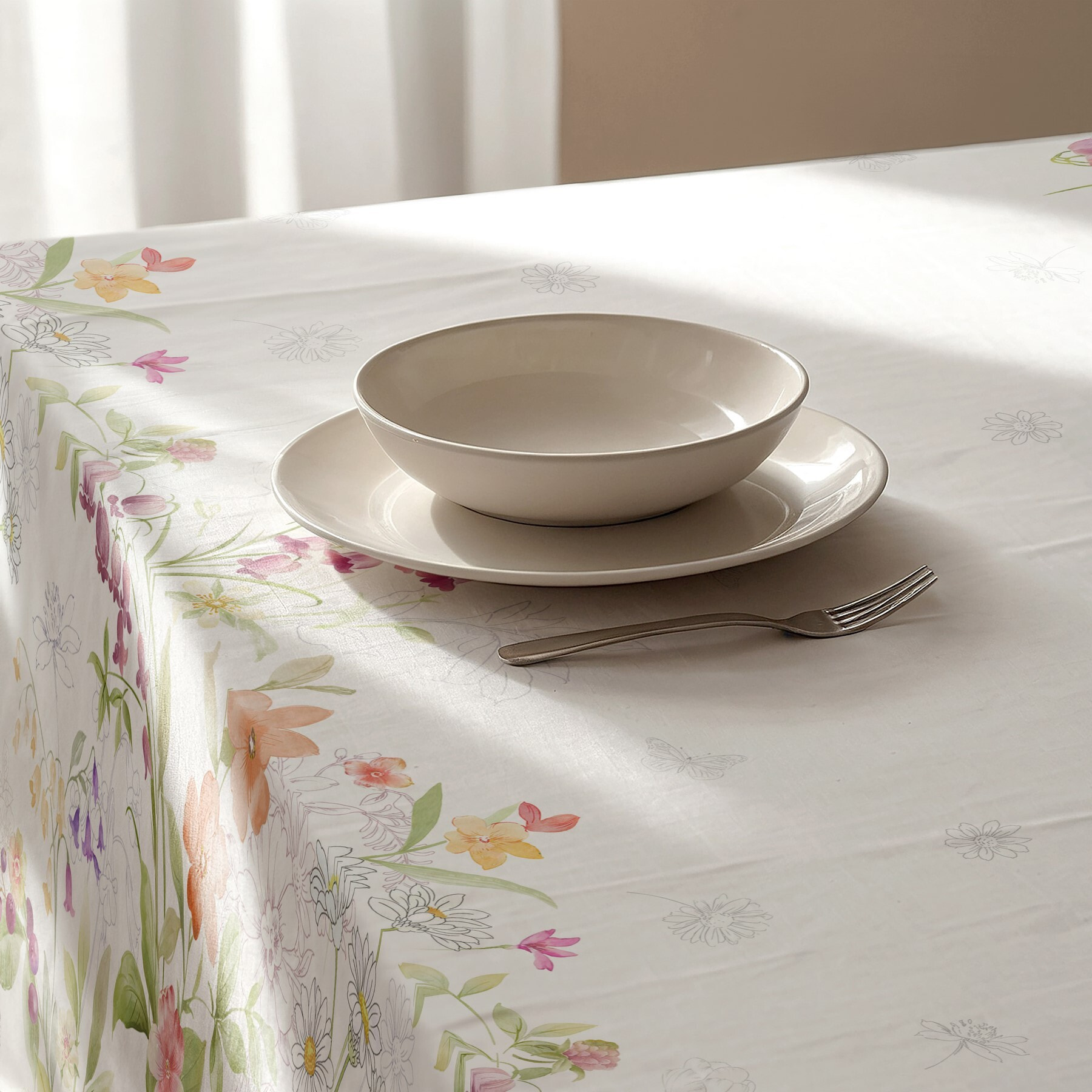 Nappe imprimée anti-tâches MARELA MULTICOLOR