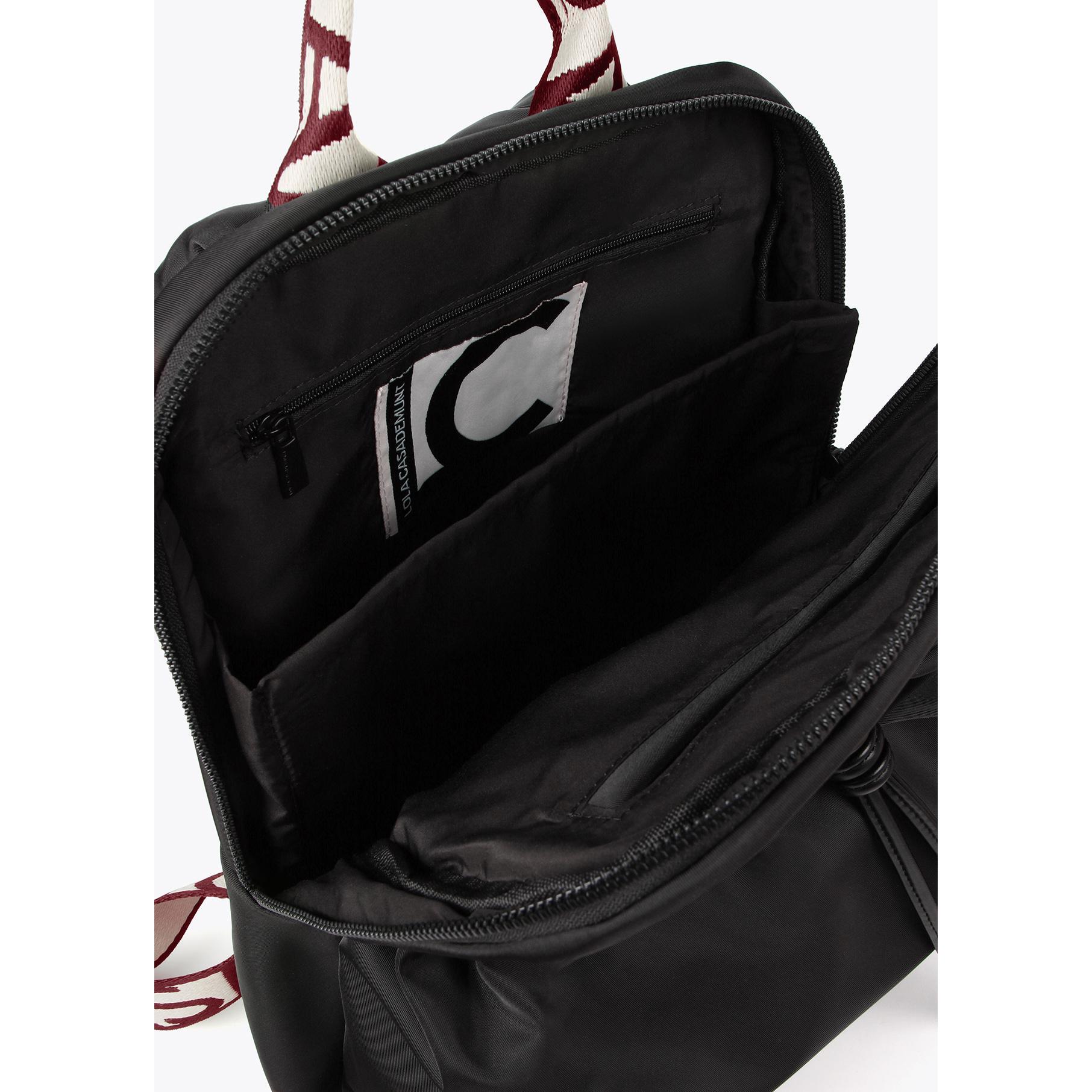 Zaino in nylon con spalline logo a contrasto