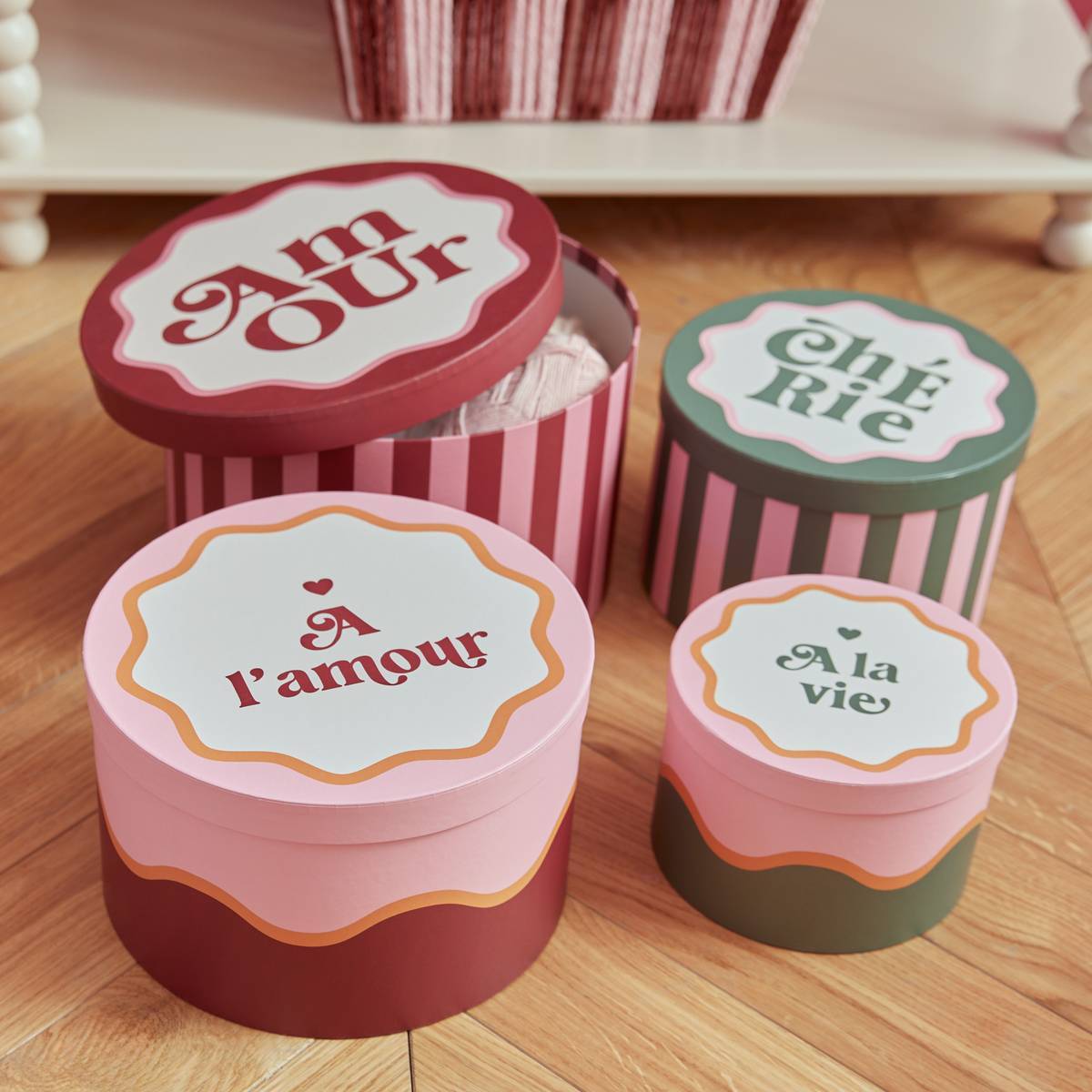 Lot de 4 boîtes Cherie rouge 25x15cm