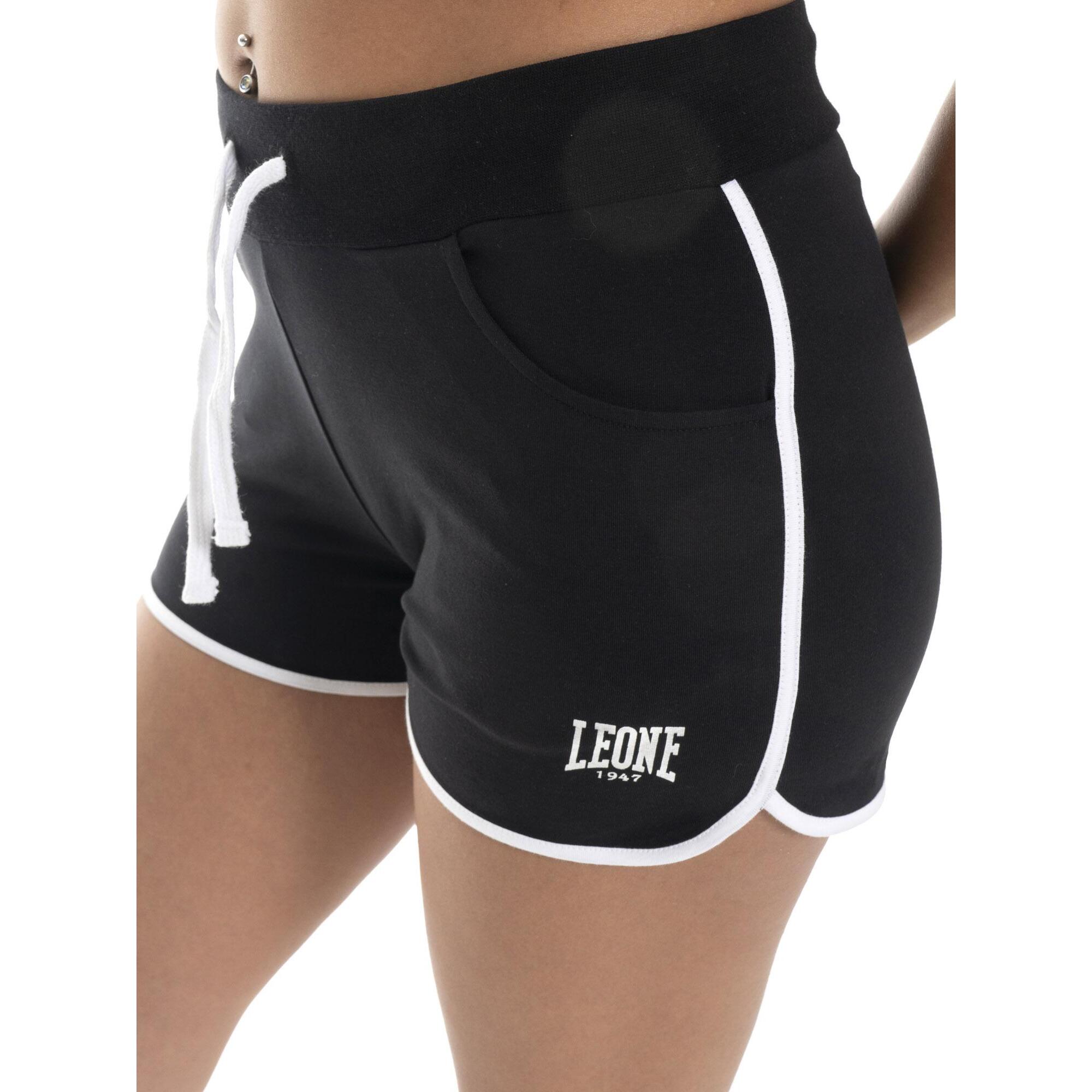 Pantalón corto de mujer Leone Basic de algodón elástico