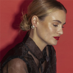 Pendientes con Perla Blanca acabado oro 18k