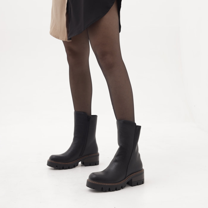 STIVALETTO LISCIO NERO