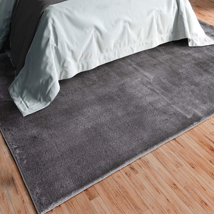 Tapis longs poils shaggy tissé motif uni MITA