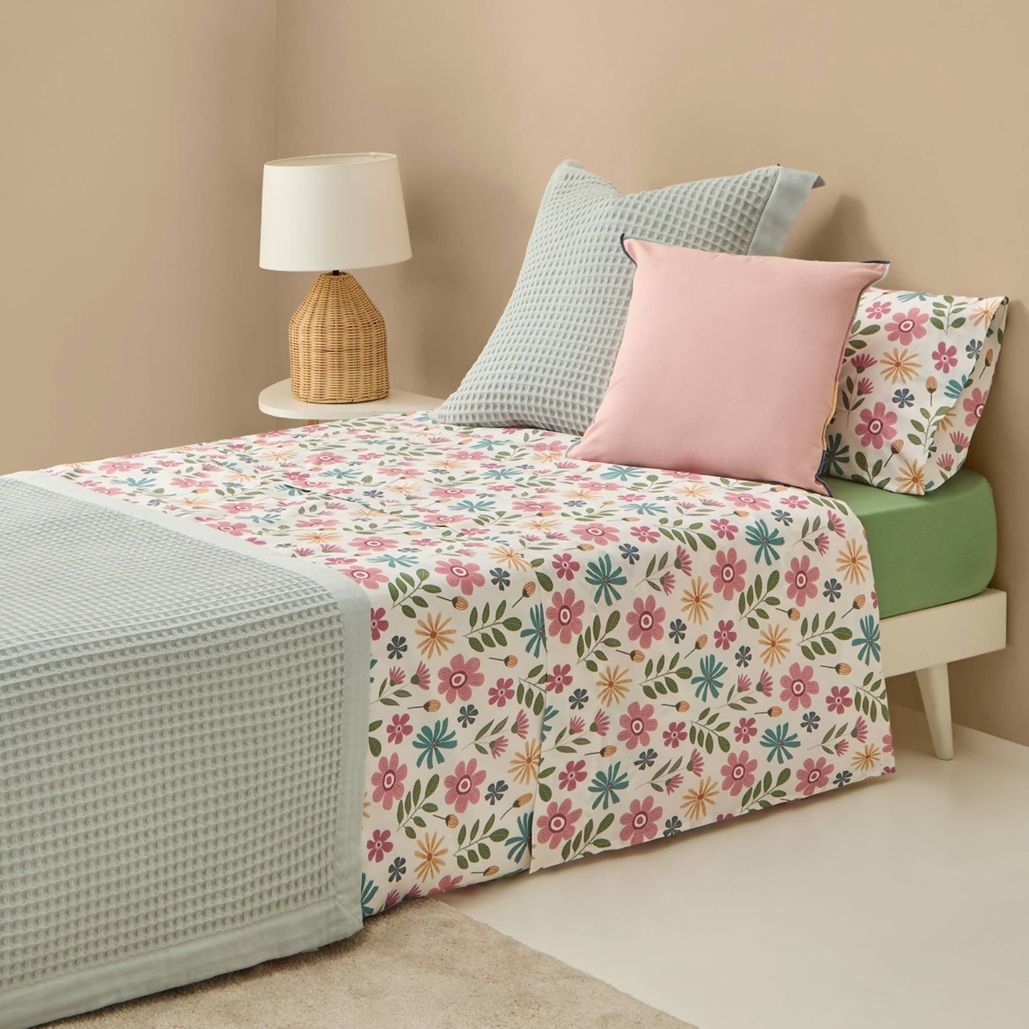 Sábana algodón flores Kayla color blanco 100% Algodón percal