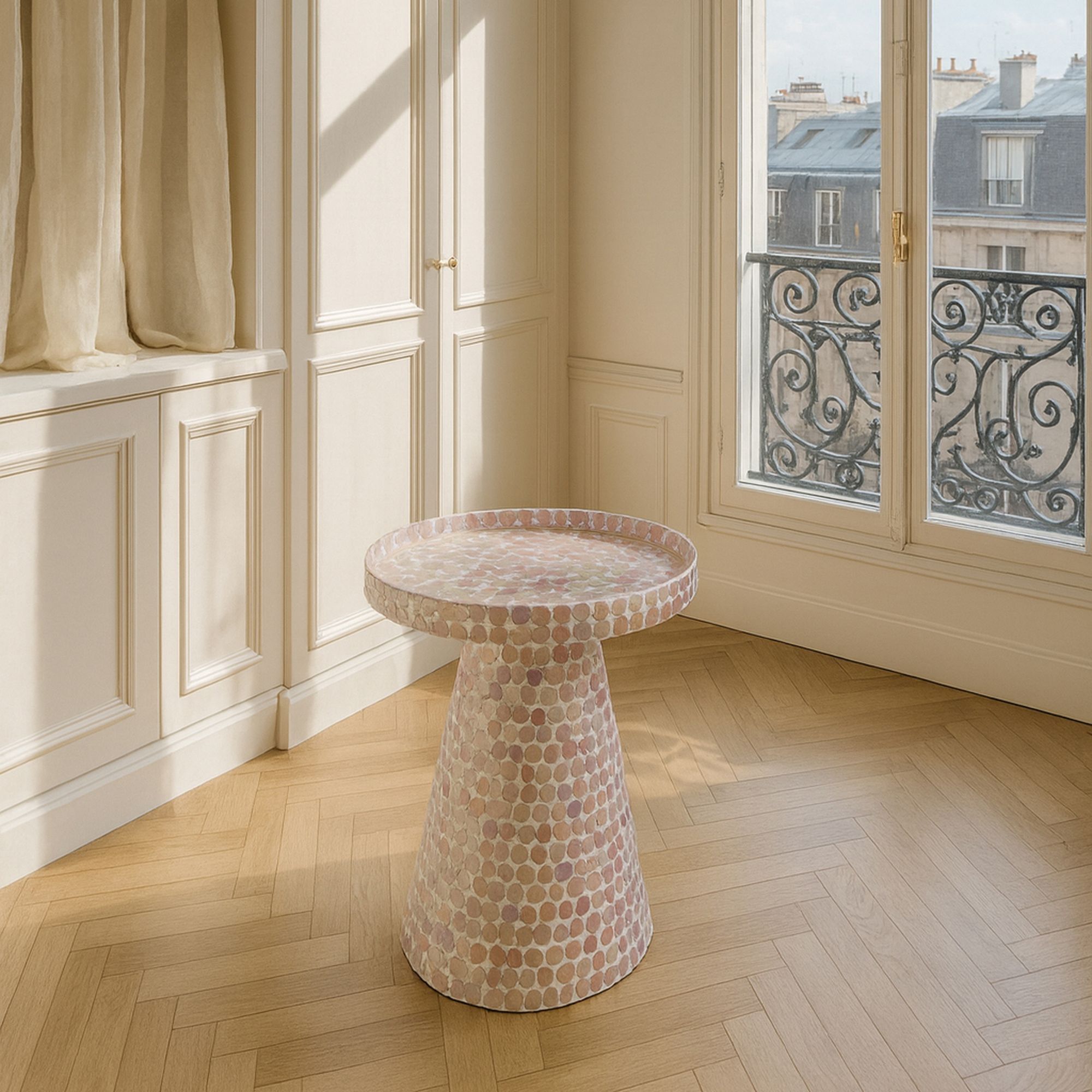 Table d'appoint en coquille de capiz rose ELORA