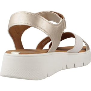 Sandalias Mujer de la marca GEOX  modelo D DANDRA 40 BRONCE