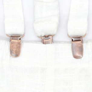 Bermuda de lino blanco. Con tirantes.