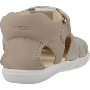 Sandalias Niña de la marca GEOX  modelo B SANDAL STEPPIEUP ORO