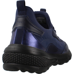 Sneakers de  Mujer de la marca GEOX  modelo 142376 VIOLETA