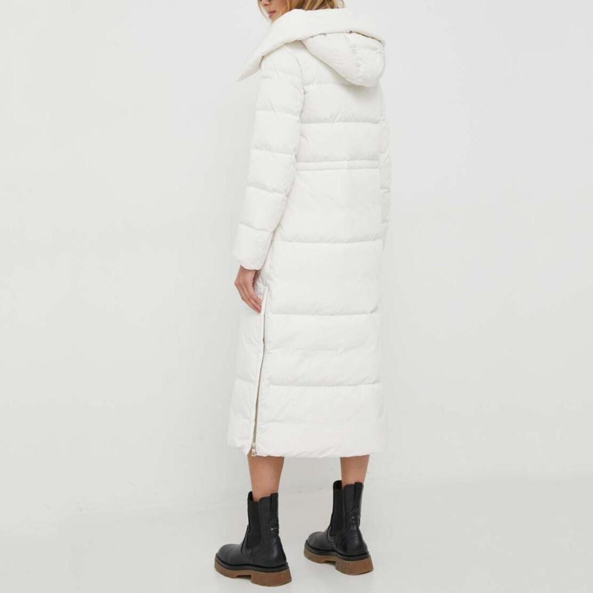 Abrigos Mujer de la marca GEOX  modelo W PHEBY BLANCO