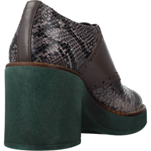 Bluchers Mujer de la marca GEOX  modelo D ADRYA MID MARRON