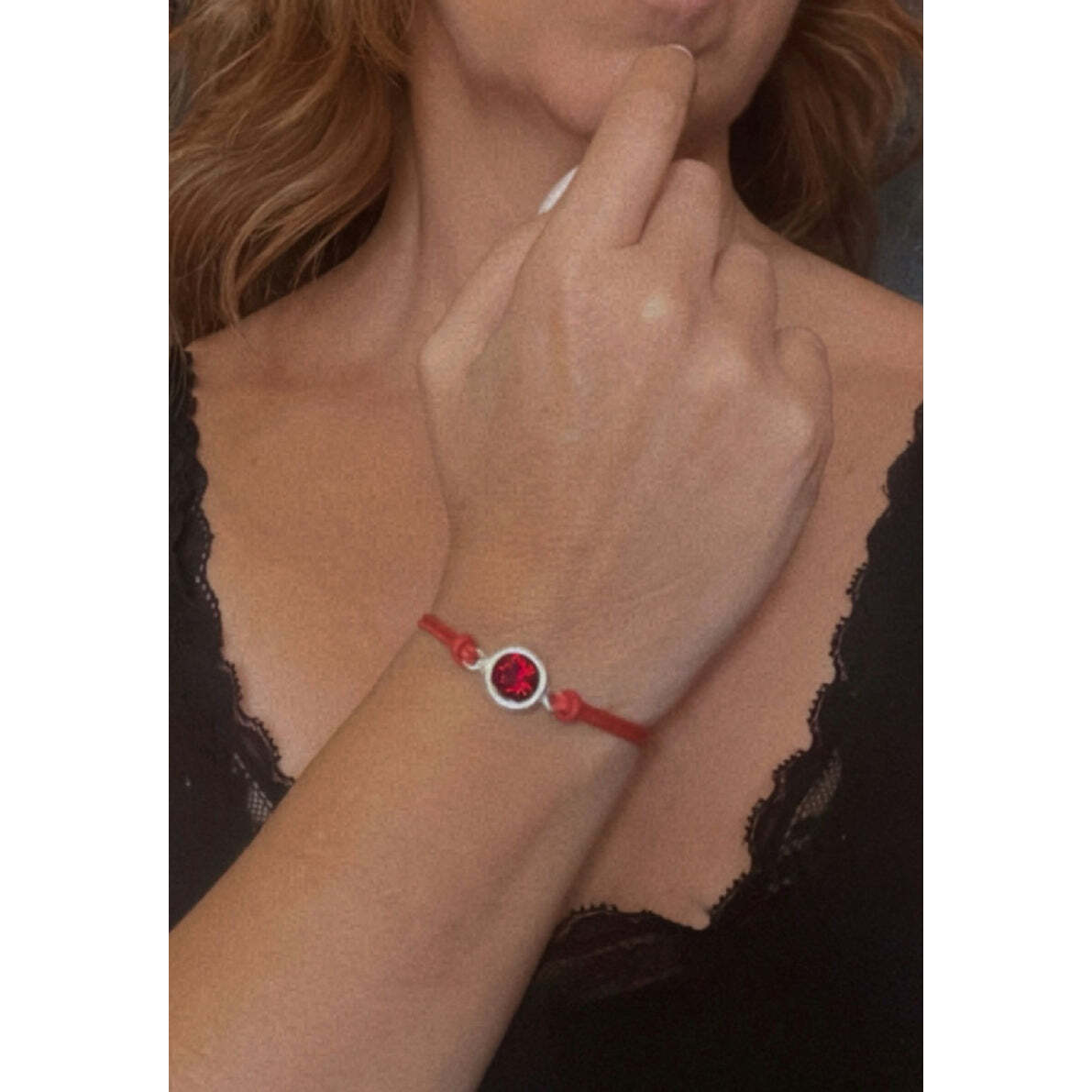 Pulsera Cordón y cristal SW rojo