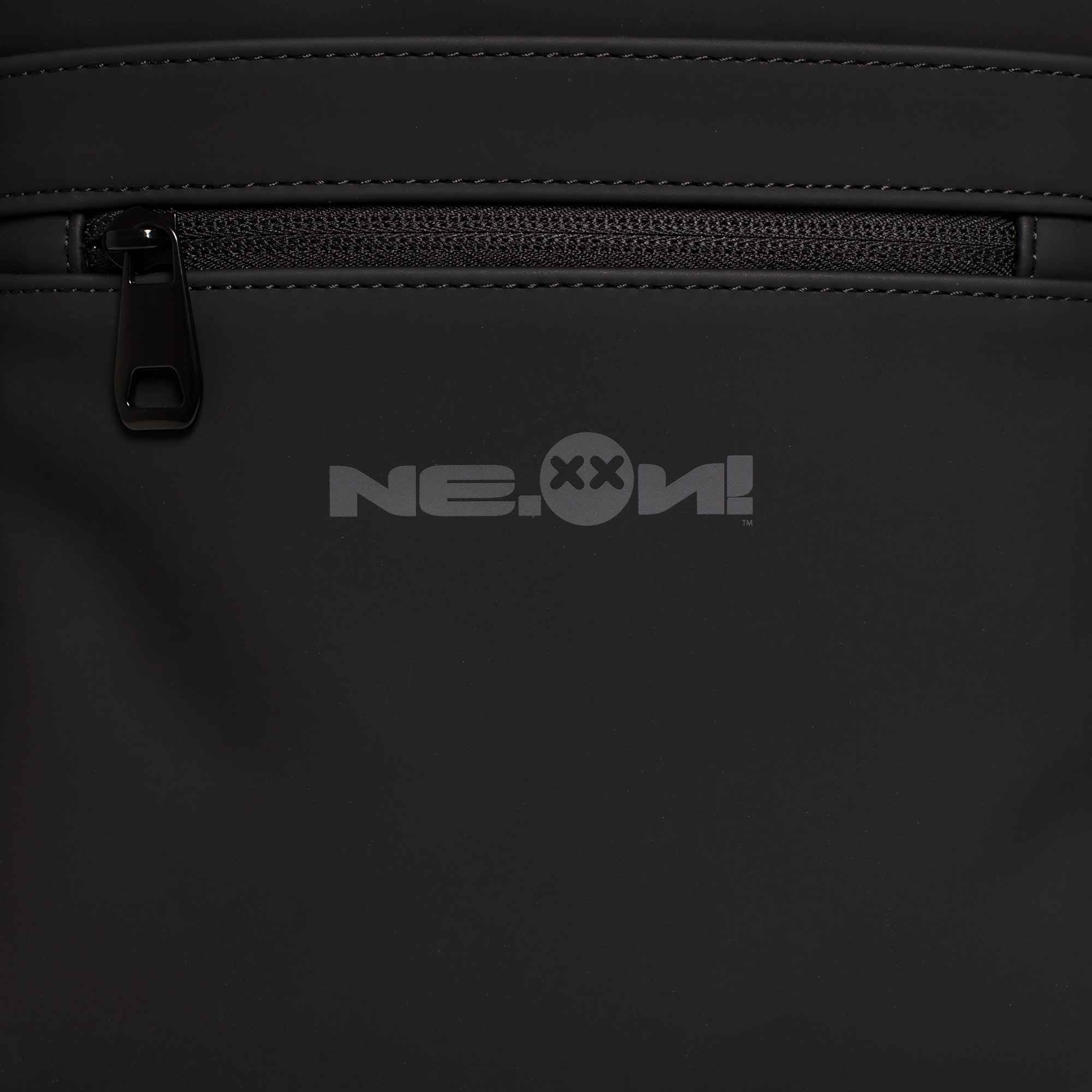 BODY BAG NEON COL. NERO