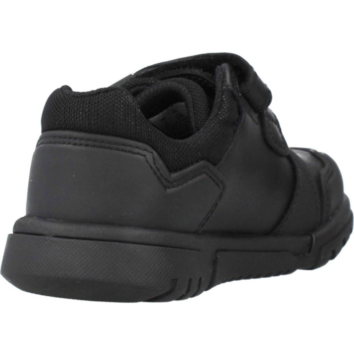 Colegiales Niño de la marca CLARKS  modelo BLAKE STREET Black