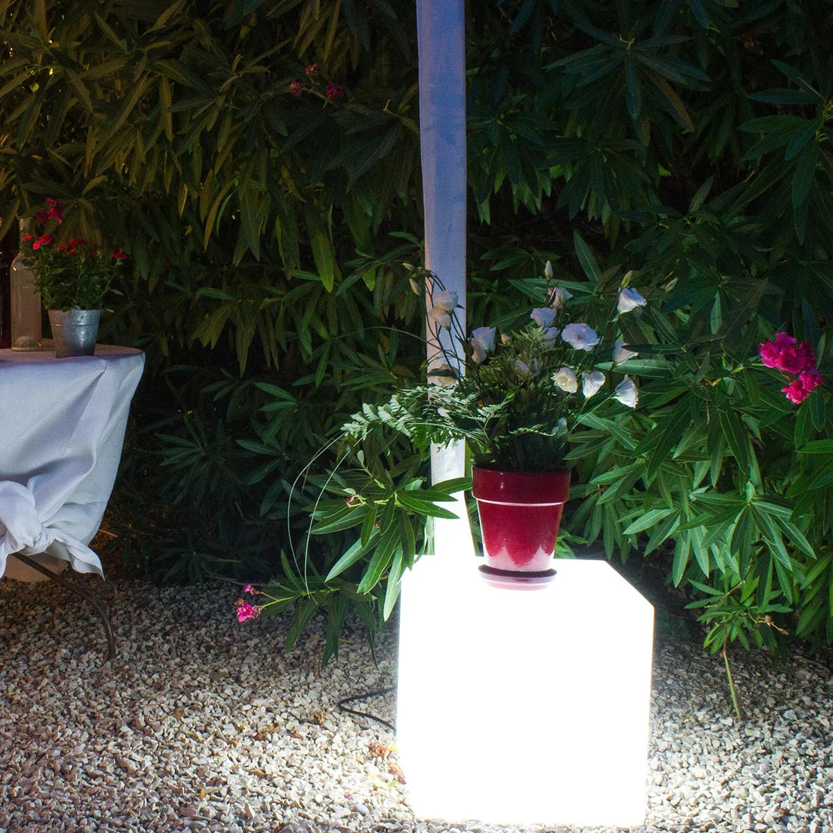 Cube lumineux filaire blanc CARRY 40cm