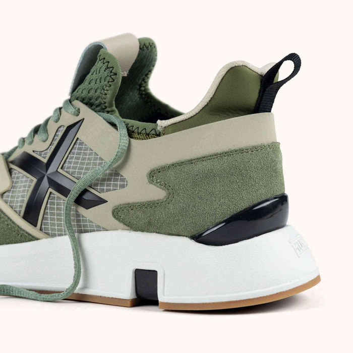 Zapatilla Deportiva Urbana Verde y Beige MUNICH CLIK 109